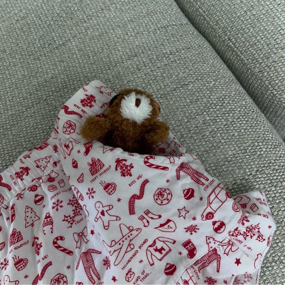 XHILIRATION CHRISTMAS THEMED PAJAMA SHORTS SIZE S - Picture 5 of 7